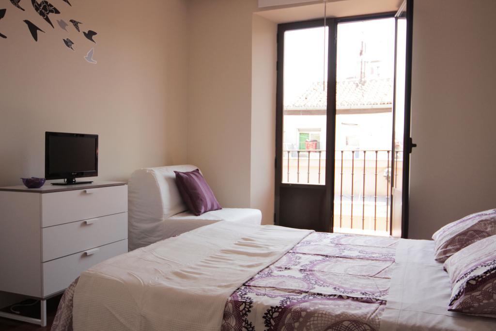 Olmorooms Μαδρίτη Δωμάτιο φωτογραφία